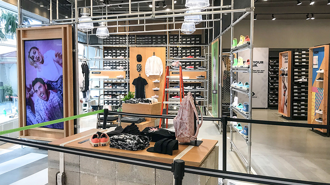 Hovedkvarter indelukke Justering Converse and The Retail Store Concept | Super Color Digital