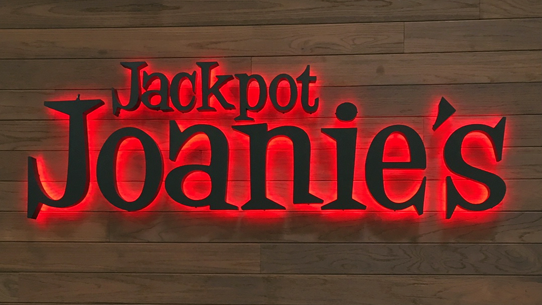 Jackpot Joanie's - 1
